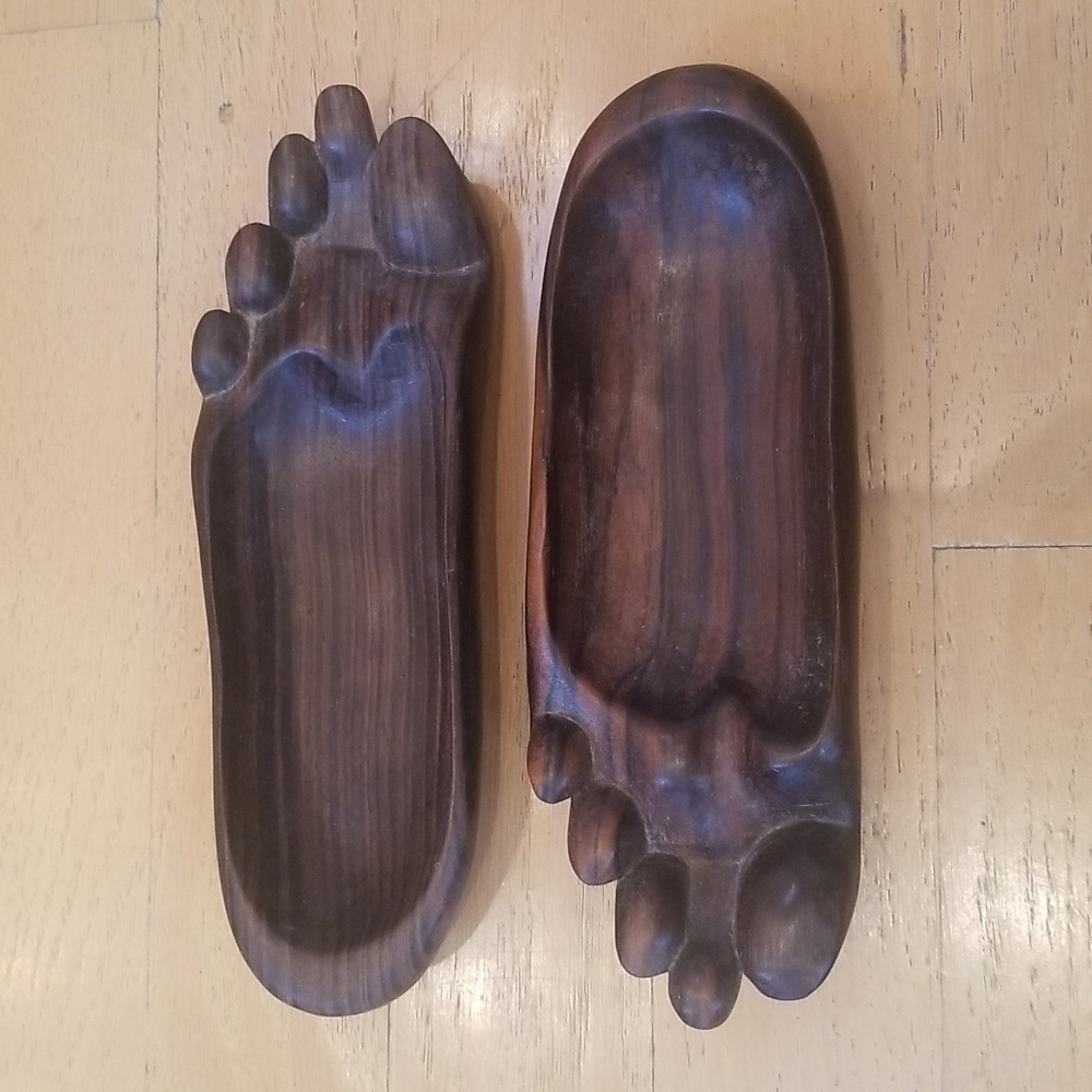 Vintage Bali Indonesia Hand Carved Wooden Feet Sculpture - Picture 3 of 9